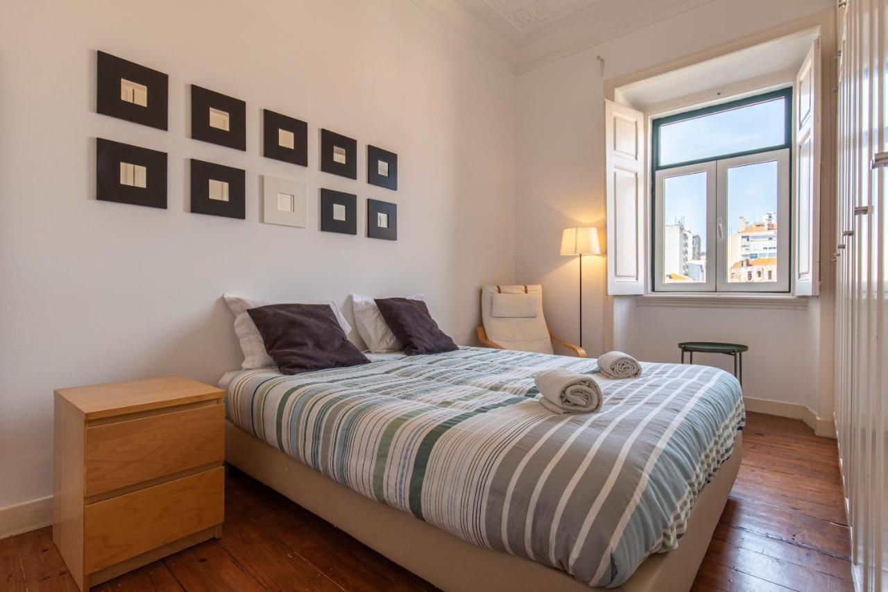 Typical 2Bdr Apartment In Lisbon By Lovelystay Zewnętrze zdjęcie