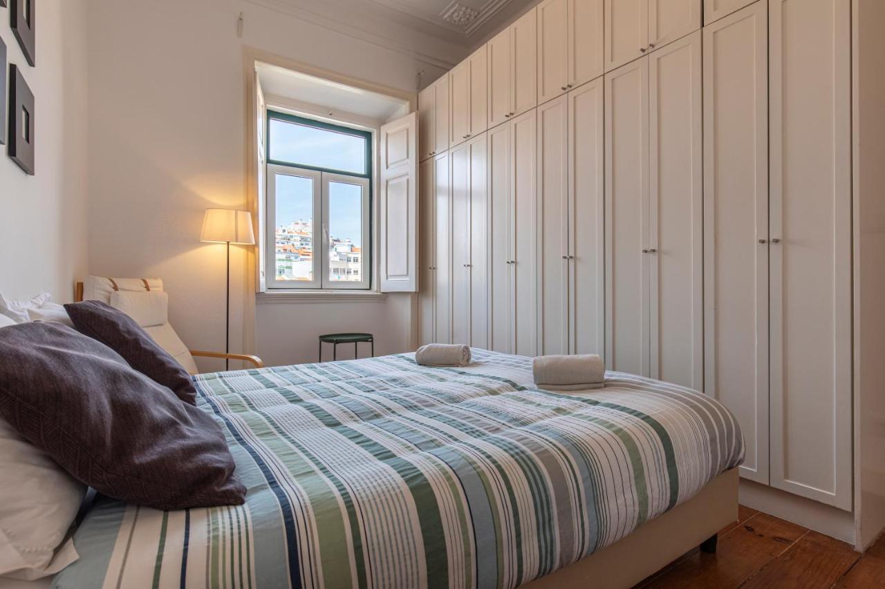 Typical 2Bdr Apartment In Lisbon By Lovelystay Zewnętrze zdjęcie