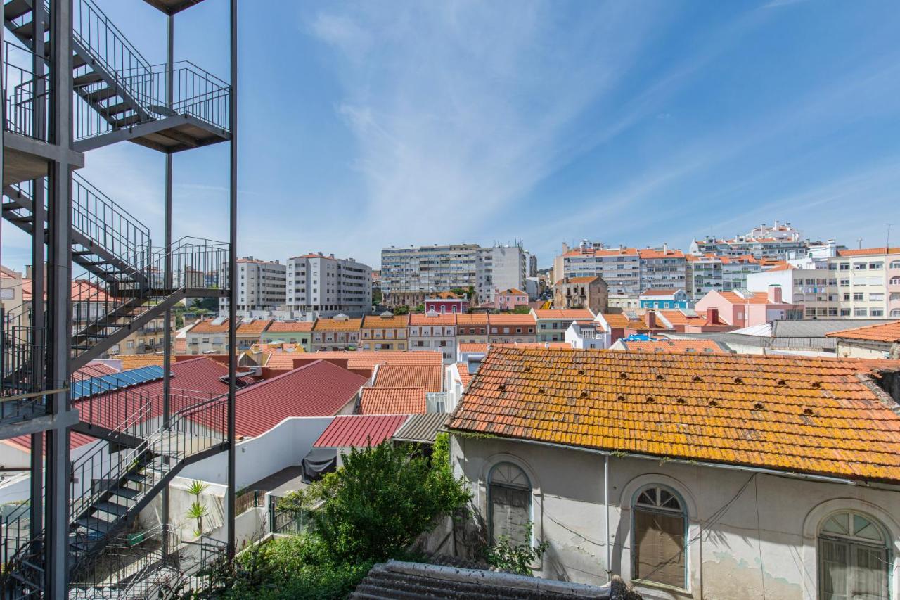 Typical 2Bdr Apartment In Lisbon By Lovelystay Zewnętrze zdjęcie
