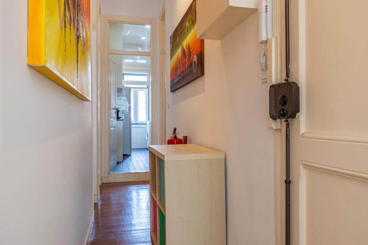 Typical 2Bdr Apartment In Lisbon By Lovelystay Zewnętrze zdjęcie